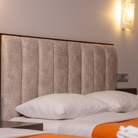 Hotel Epavlis Eleftheriadi Паралия-Катерини Экстерьер фото