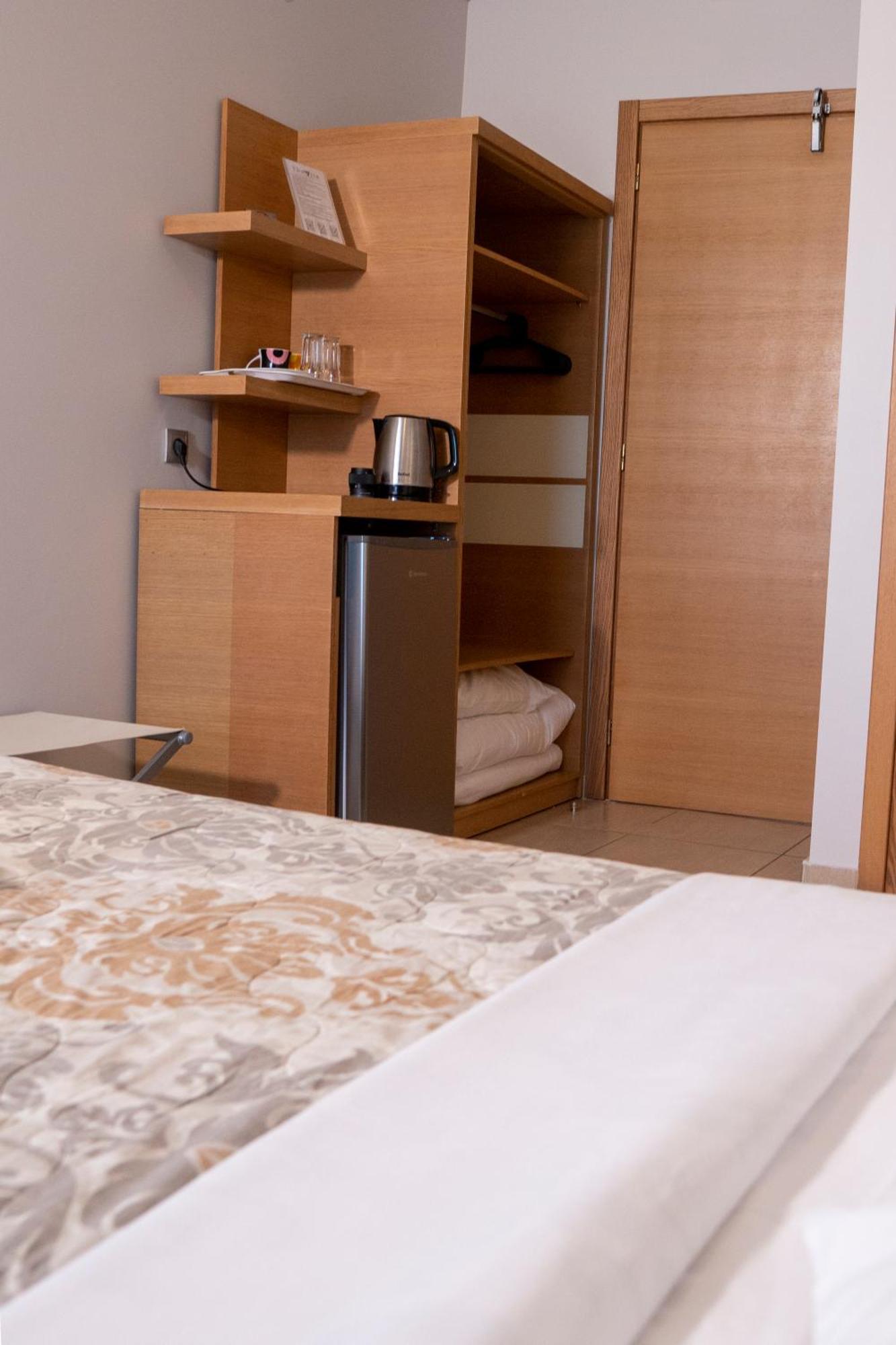 Hotel Epavlis Eleftheriadi Паралия-Катерини Экстерьер фото